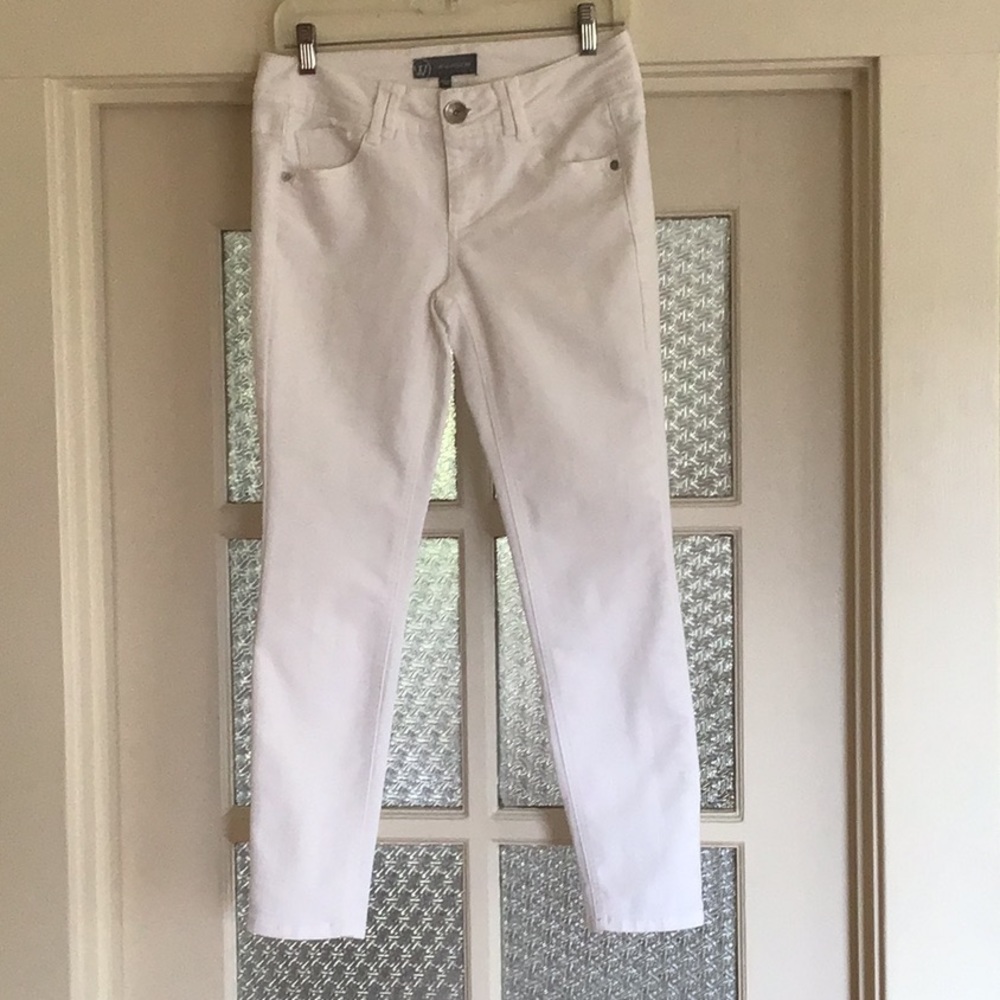 Wit & Wisdom White Jeans